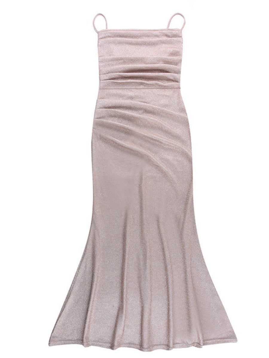 Hüftbetonte Camisoles, elegante Abendkleider, Maxikleider