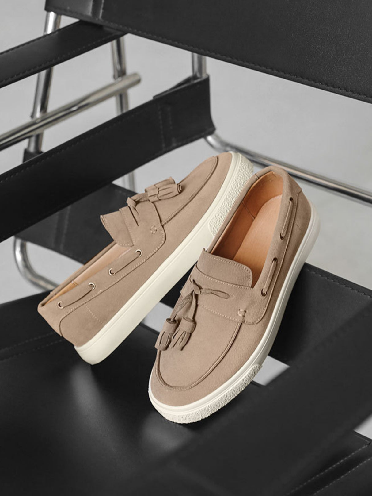 Color-blocked Tassel Slip-on Loafers