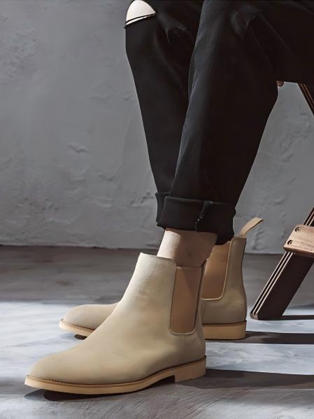 Classic Chelsea Boots Made Of Second-layer Cowhide.