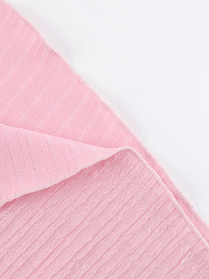 Robes midi à manches longues, col carré et coupe trapèze