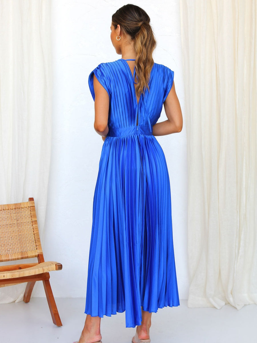 Solid Color V-neck Sleeveless Midi Dresses