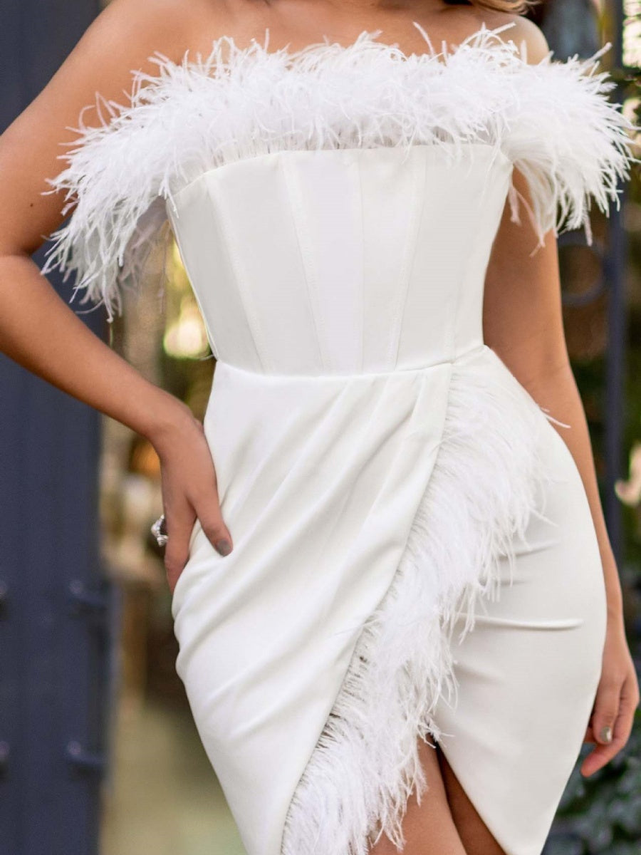 Mini- und kurze Kleider mit Feder-Fischgrätenmuster, figurbetontem Schlitz und hohem Beinschlitz für Partys