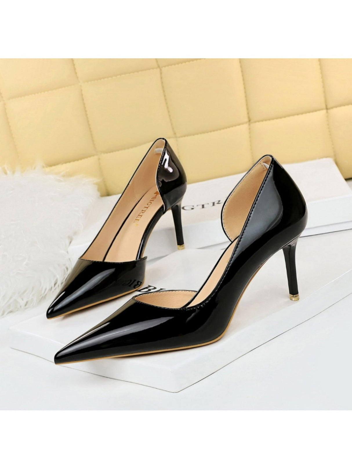 Liber Spring and Autumn hollow ladies high heels