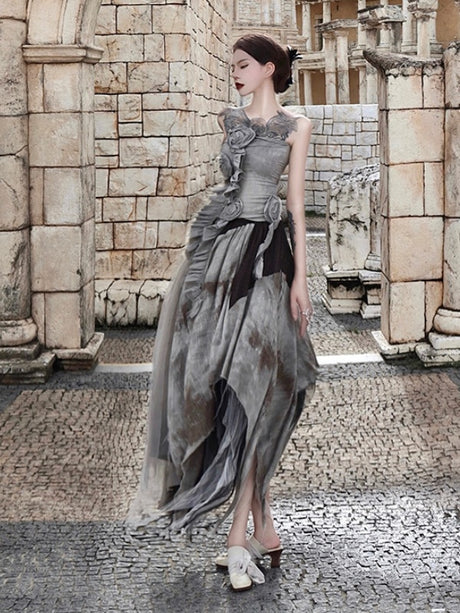 Cut And Spliced Pointed Tulle Skirt