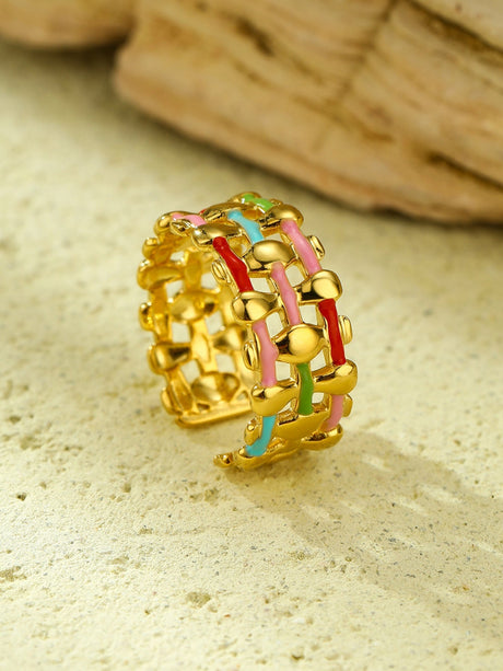 Elegant Colorful Rings