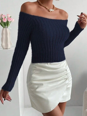 Off-the-shoulder Neckline Off-shoulder Short Knitted Sweater
