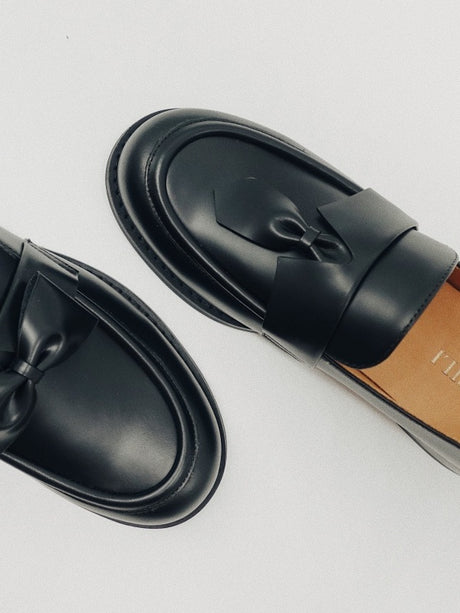 BIUCILI Paradox, The Same Style Worn By Karena Ng Original Designer College Women's Single Shoes, Leather Shoes, Loafers