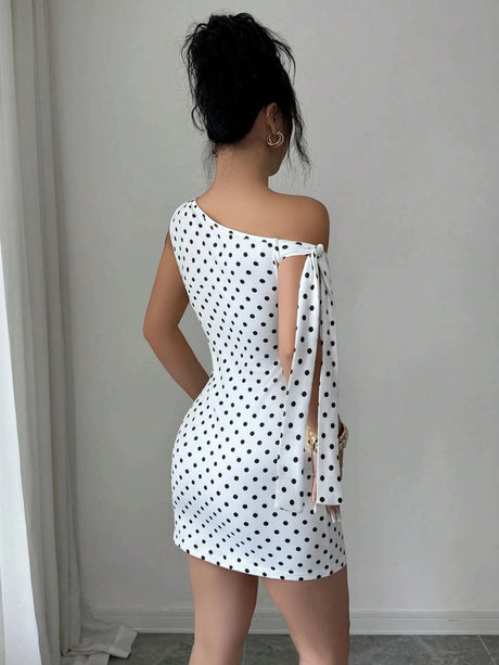 Retro Polka Dots Sloping Shoulders Bandage Hip-hugging Mini&Short Dresses