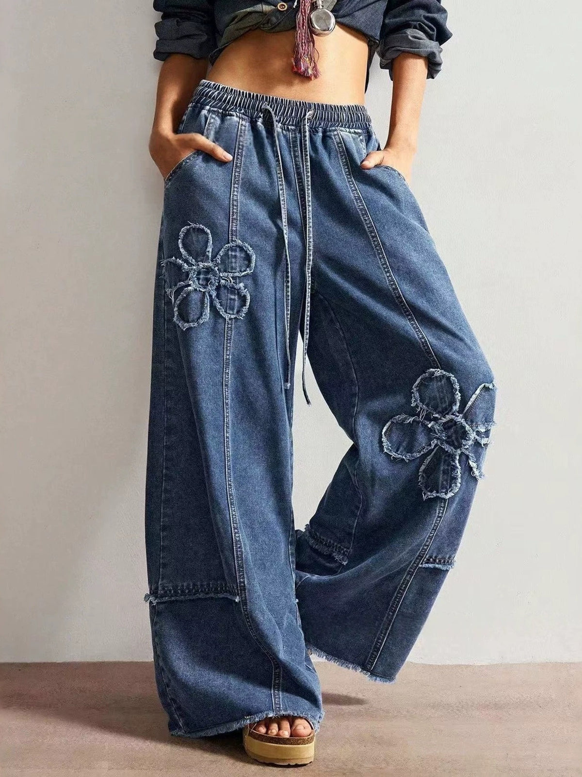 Women's Autumn/Winter Retro Washed Floral Appliqué Wide-Leg Jeans
