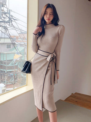 Autumn/Winter Retro Niche High-Neck Slim Fit Elegant Color Block Mid-Length Tie-Waist Knit Dress