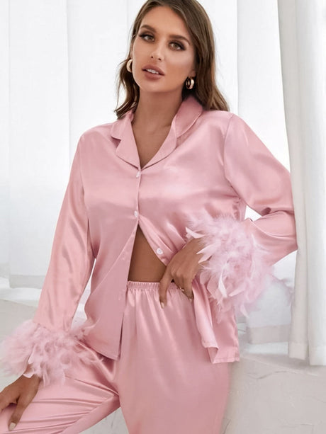 Pyjama-Set aus Federeiseide mit langen Ärmeln und Hose