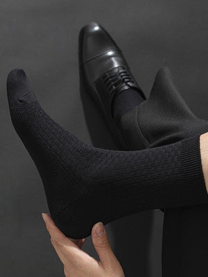 Four Seasons Moisture-wicking Breathable Antibacterial Anti-odor Medium Tube Socks