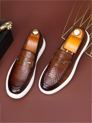 Snakeskin Embossed Horseshoe Buckle Slip-on Loafers