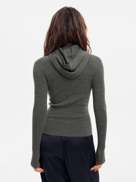Half-zip Hooded Knit Sweater, Stylish And Suitable For Commuting, Slim Fit, Long Sleeves.