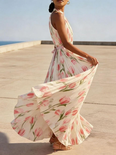 Elegant Maxi Dress With Halter Neck And Floral Print, European And American Vacation Style.