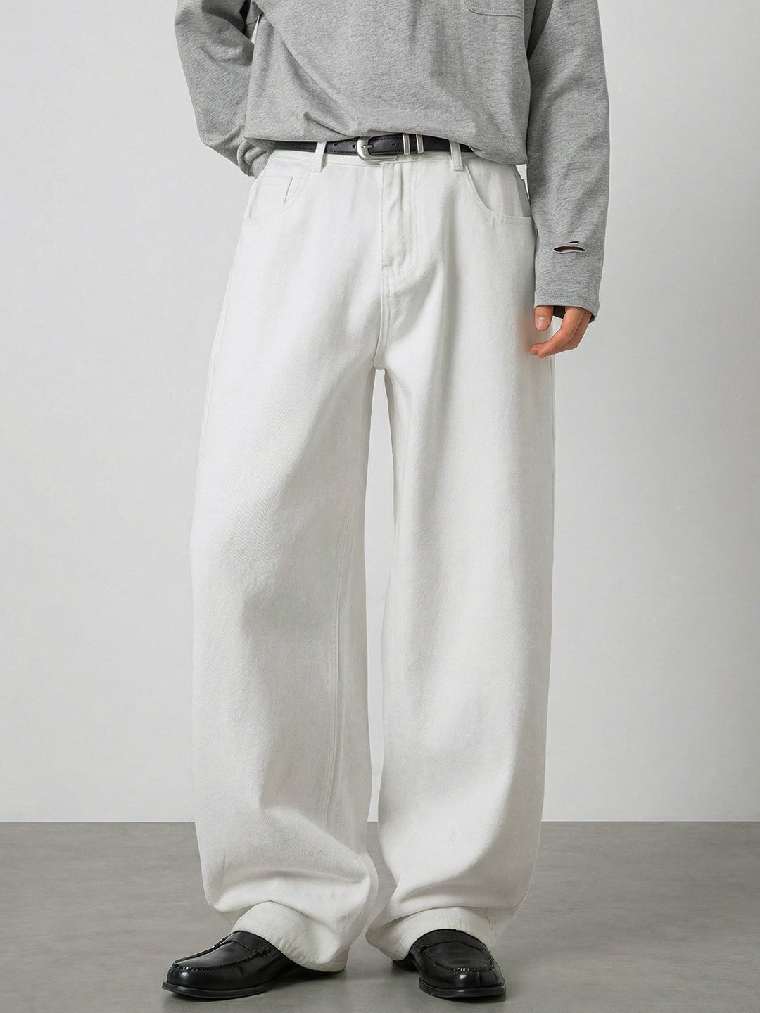 【EXPÉDITION NORMALE】Jean blanc coupe droite à broderies color-block