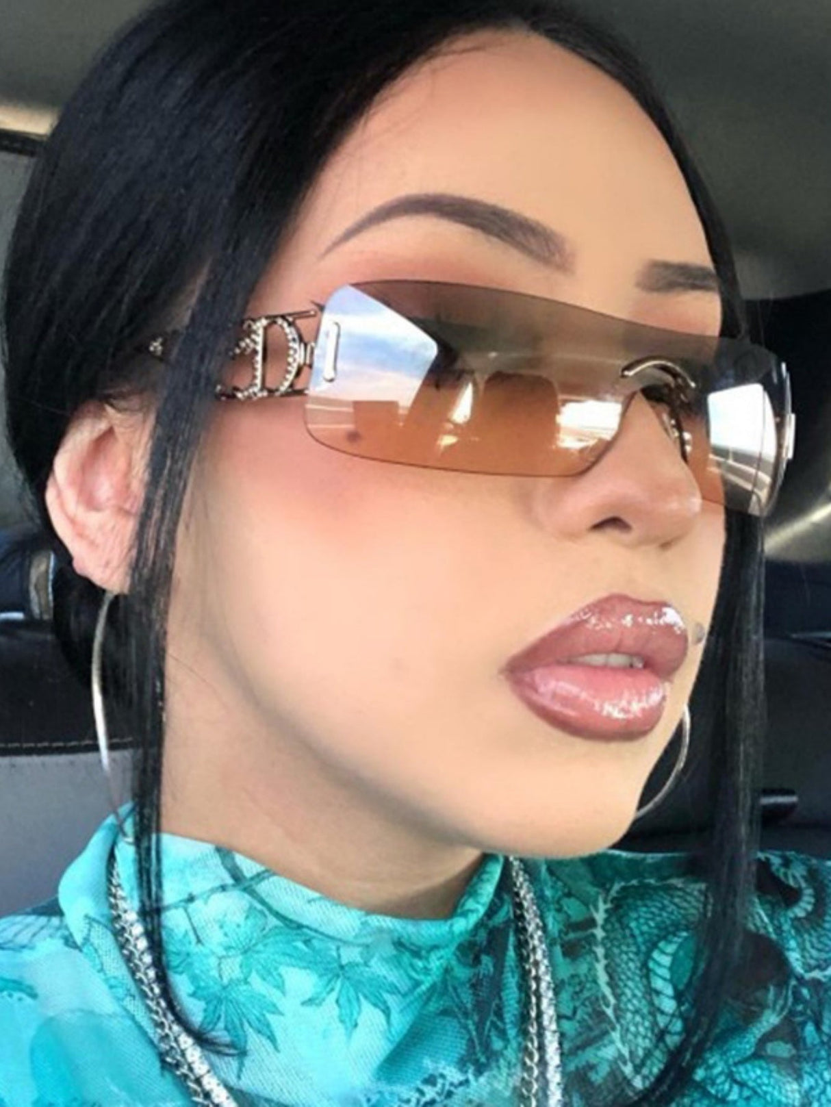Frameless Cutout Sunglasses