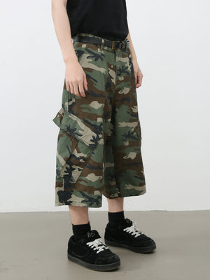 Multiple Pockets Camouflage Denim Tooling Shorts