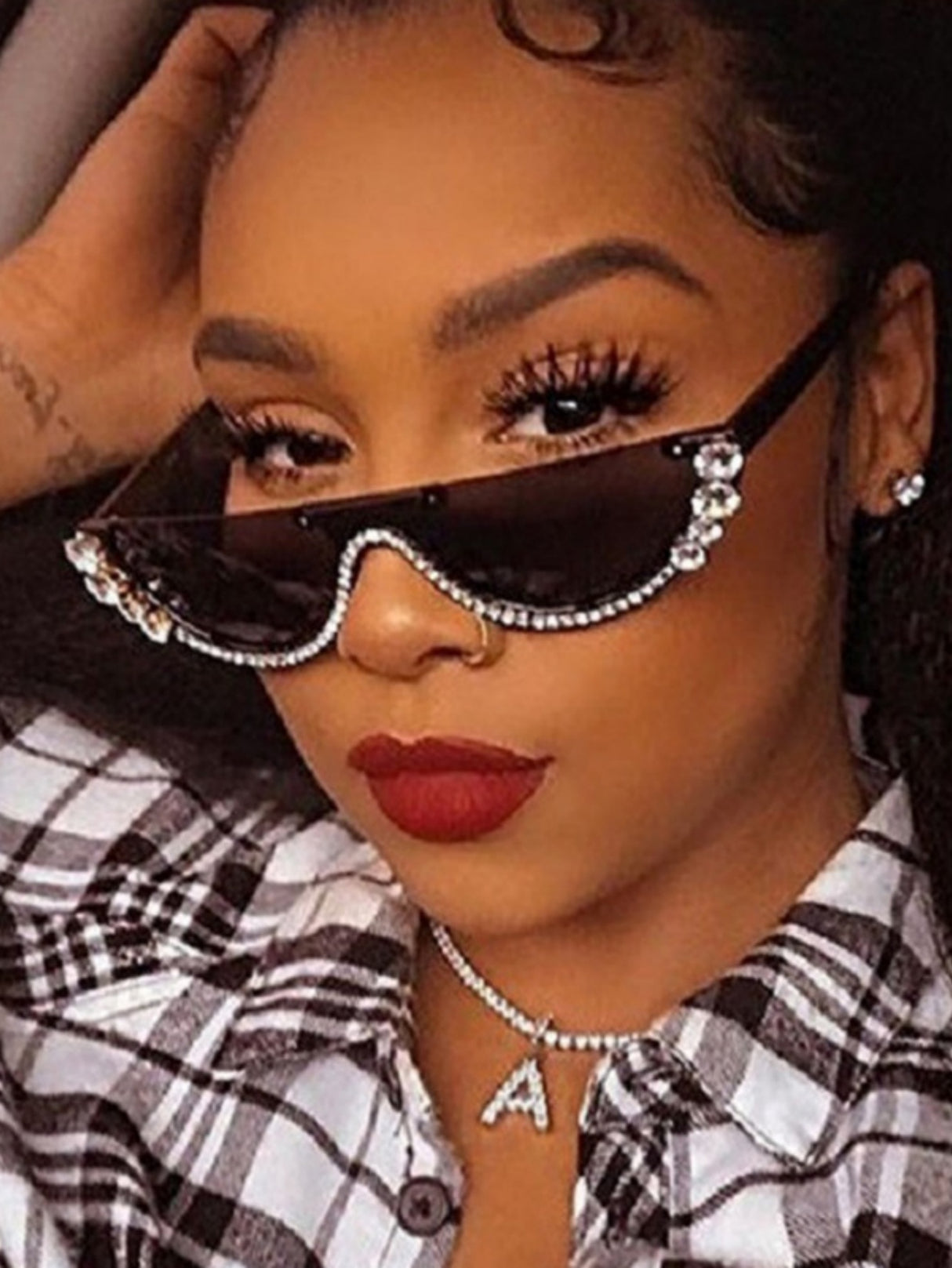Rhinestone Half-rimmed Sunglasses