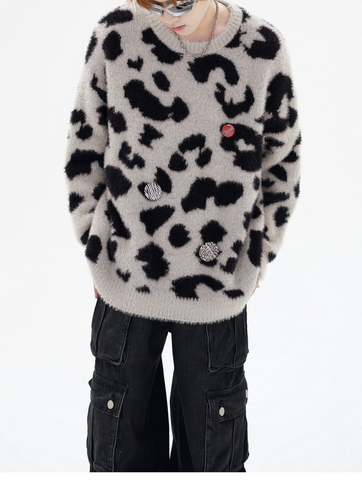 Leopard Metal Badge Loose All-match Crew Neck Sweater