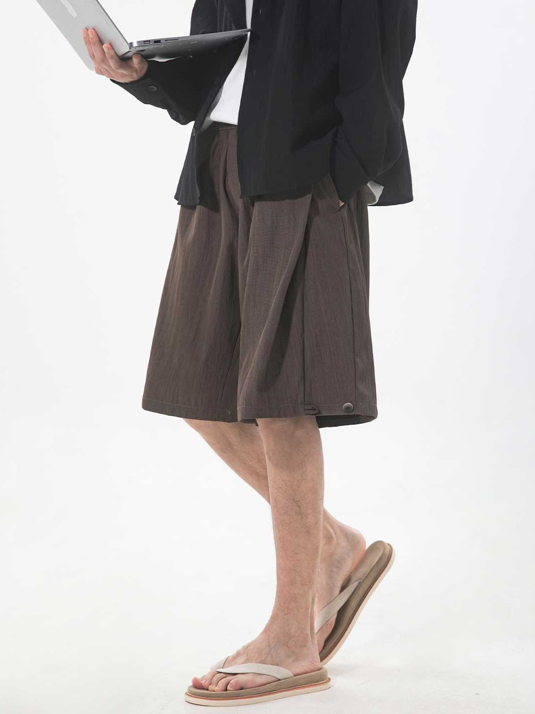 Slight Wrinkles Gathering Straight-fit Five Points Dress Pants Shorts