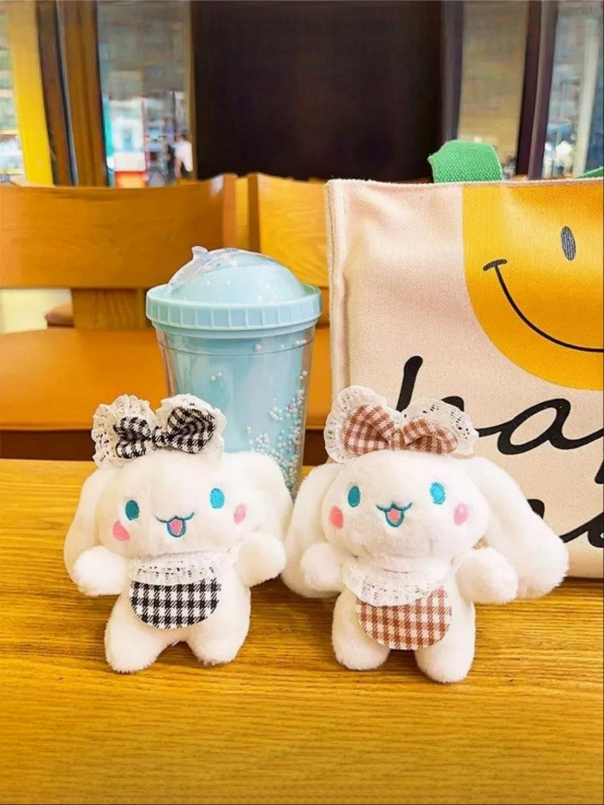 Plüschhasen-Schlüsselanhänger