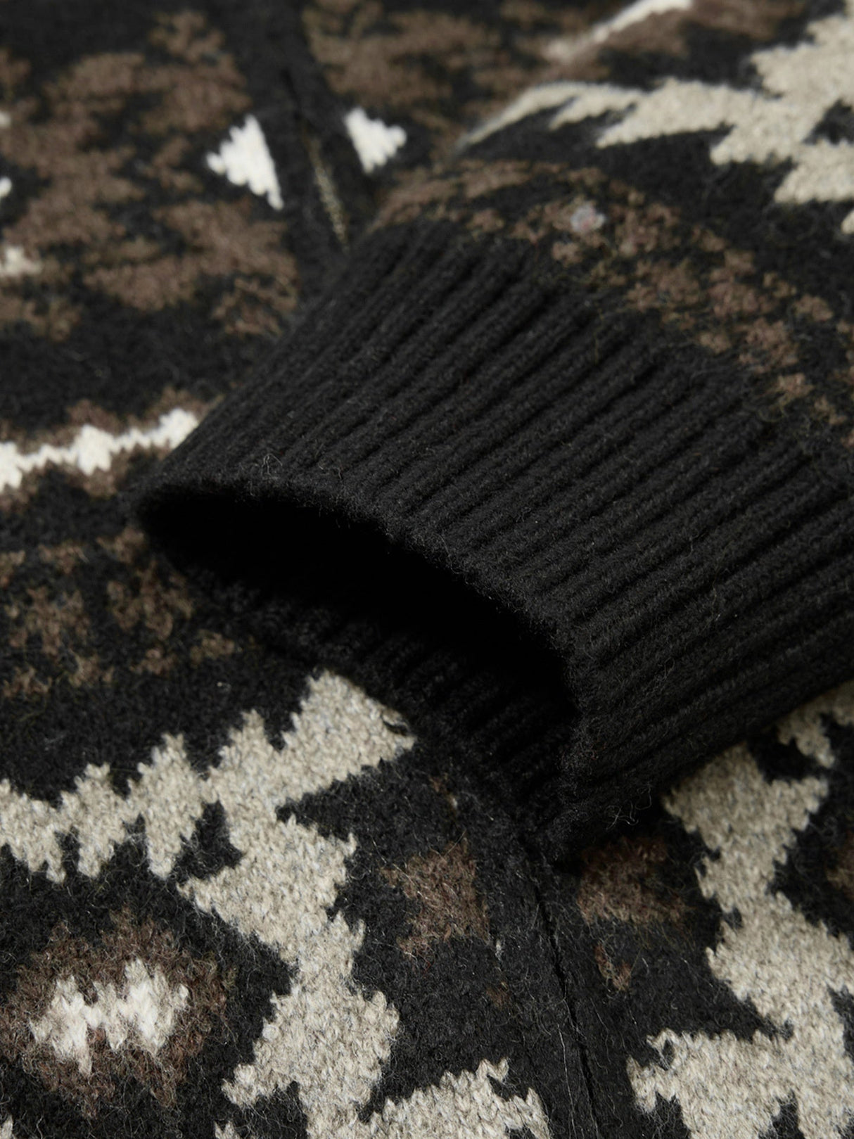 Fair Isle Contrasting Colors Jacquard Preppy Style Knitted Cardigan