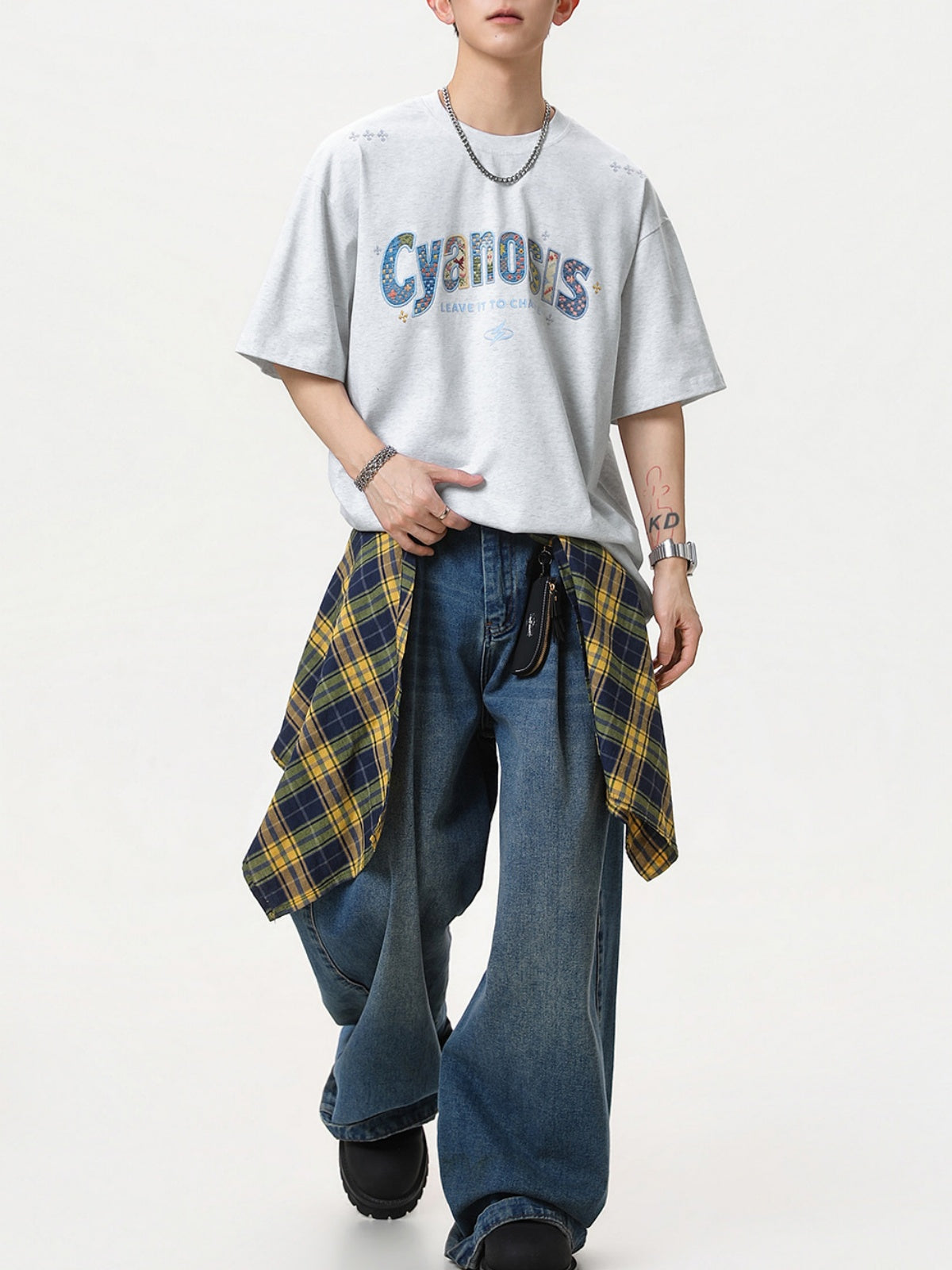Embroidery Letter Loose-fit T-shirts