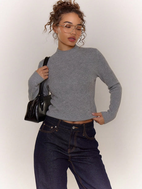 Seamless One-piece Wool Blend Turtleneck Base Warm Sweater