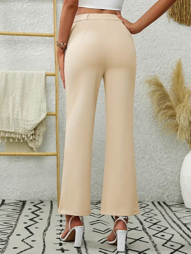 Pantalon à jambes droites, coupe ajustée, ample et légèrement évasée, taille haute