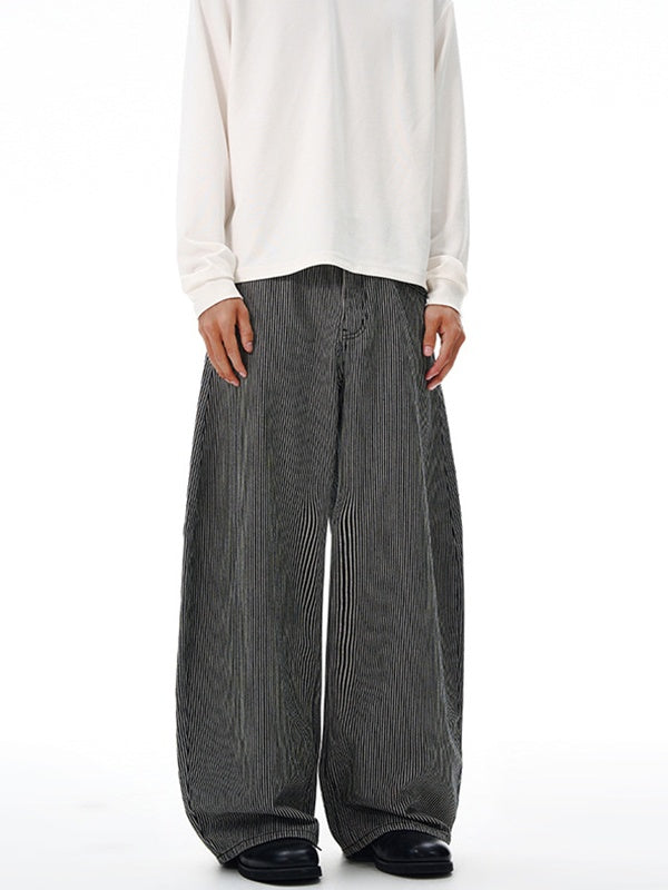 Liber Autumn Neutral wear Color matching Jeans