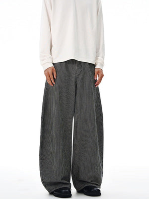 Liber Autumn Neutral wear Color matching Jeans