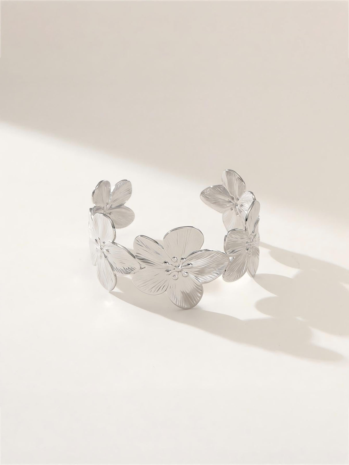 Party Petal Ring