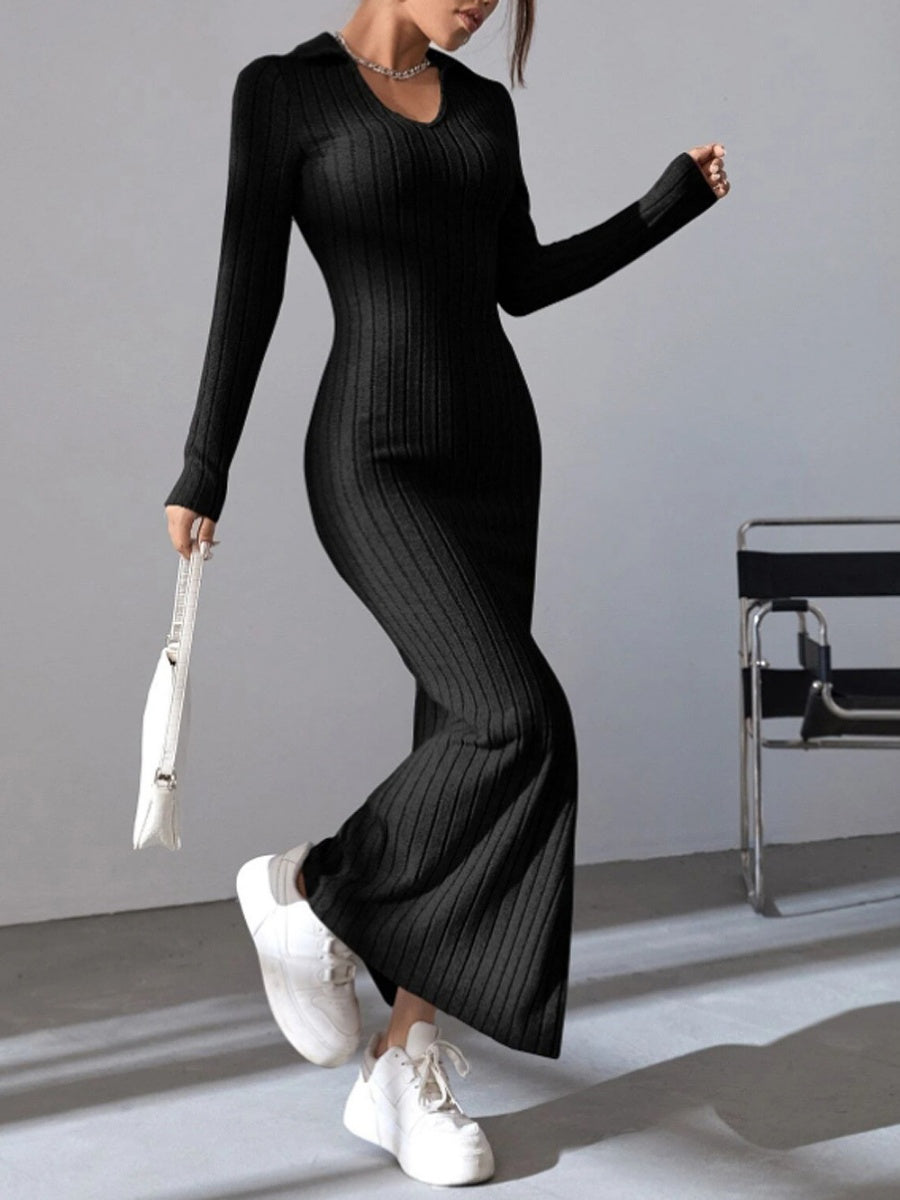 Maxikleider mit Achselstreifen, schmaler Passform, Reverskragen und langen Ärmeln