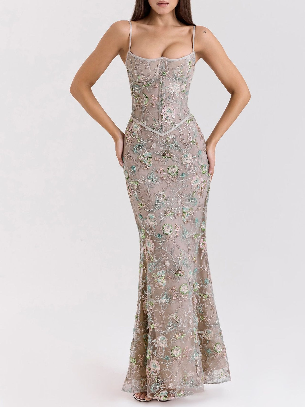 Low-cut Sleeveless Sexy Backless Tie-up Long Dress