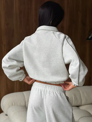American Retro Color-blocked Striped Tracksuit For Women Two-piece Set: Collared Half-zip Sweatshirt And High-waisted Wide-leg Sweatpants