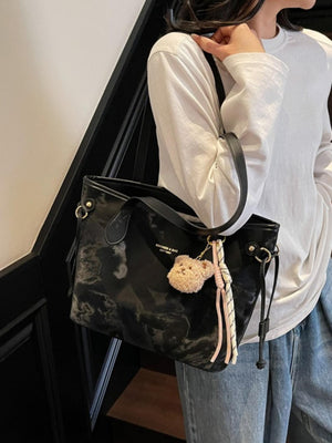 Stilvolle und moderne Tragetasche mit großem Fassungsvermögen