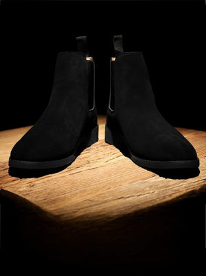 Classic Chelsea Boots Made Of Second-layer Cowhide.