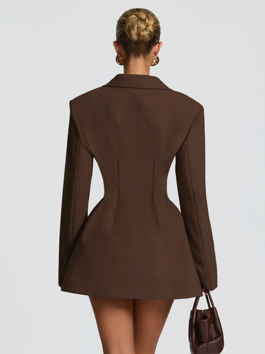 V-neck, Long Sleeves, Tulip-shaped Waist Blazers