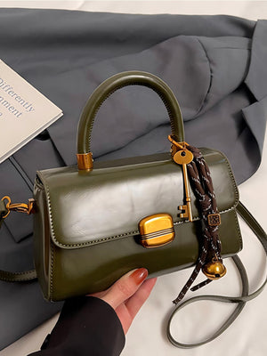 Retro-style Buckle Versatile Handbag