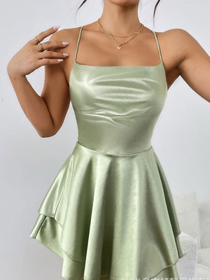 Camisoles, Mini- und kurze Kleider mit Swingkragen, rückenfrei, mit Kordelzug