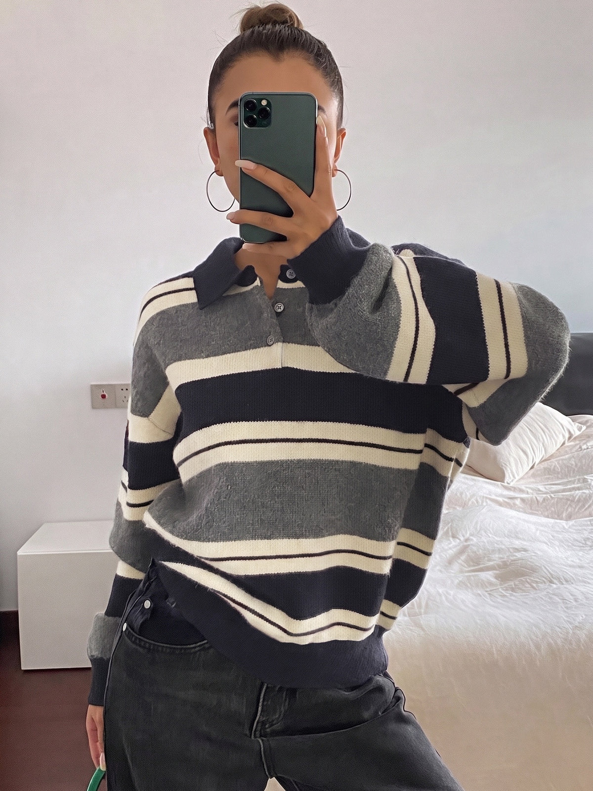 Casual Preppy Style Loose Striped Color-blocked Collar Half-open Knit Sweater
