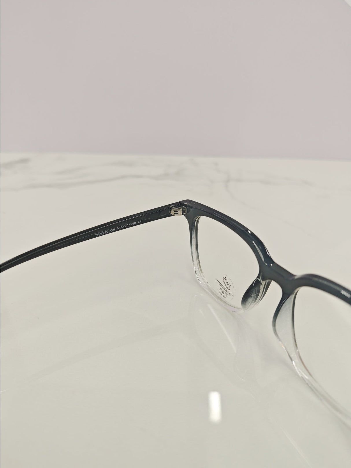 Gradient-colored Eyeglasses