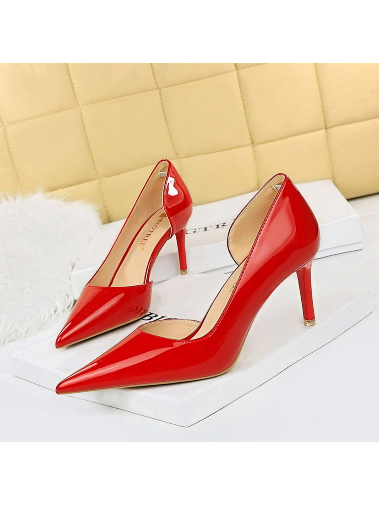 Liber Spring and Autumn hollow ladies high heels