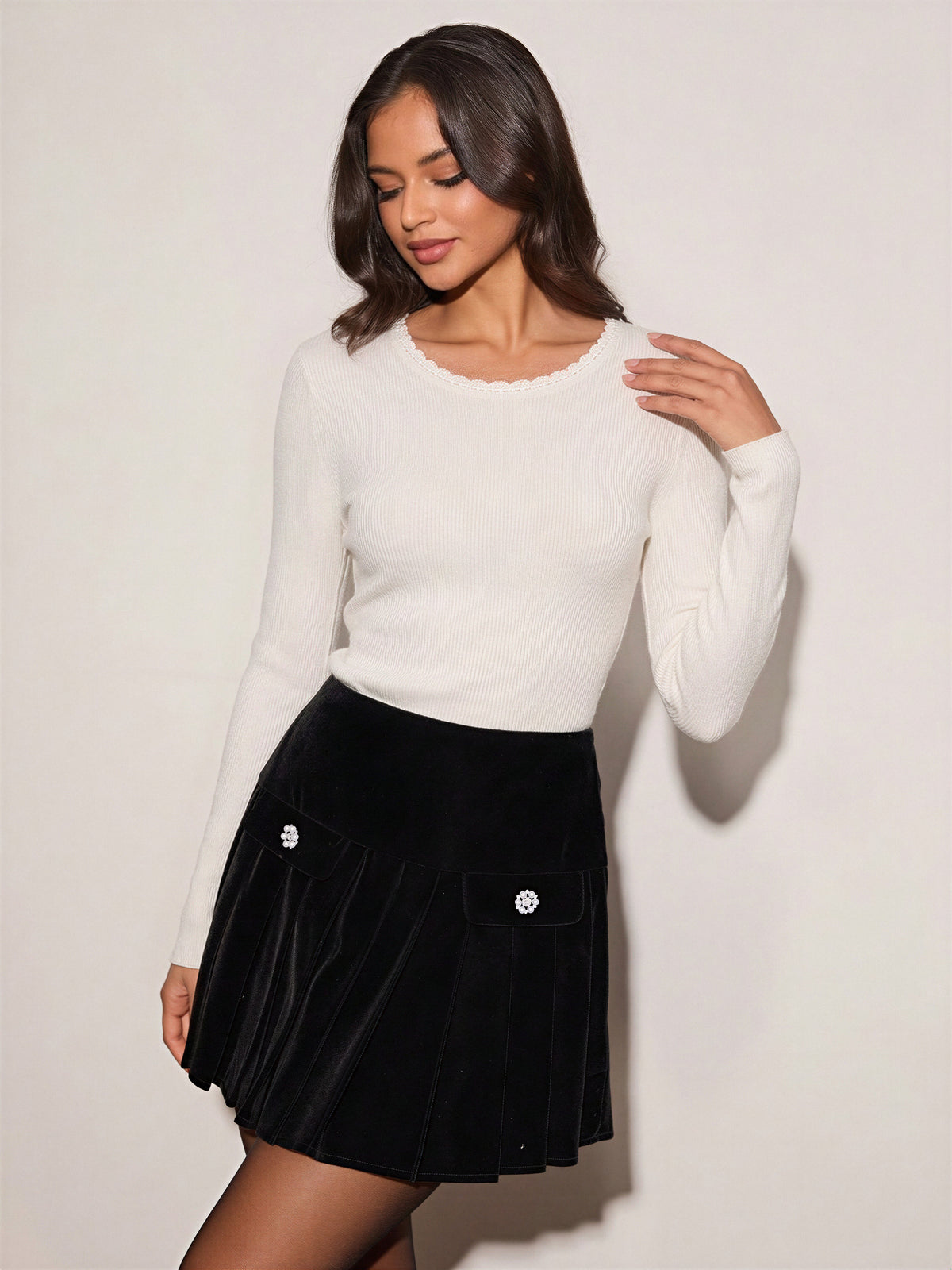 Wool Lace Crew Neck Long-sleeved Sweater