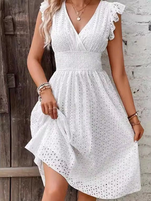 8 Colors Lace Flutter Sleeve Midi Dress