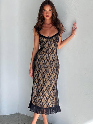 Black Lace Long Dress With A Bow At The Chest