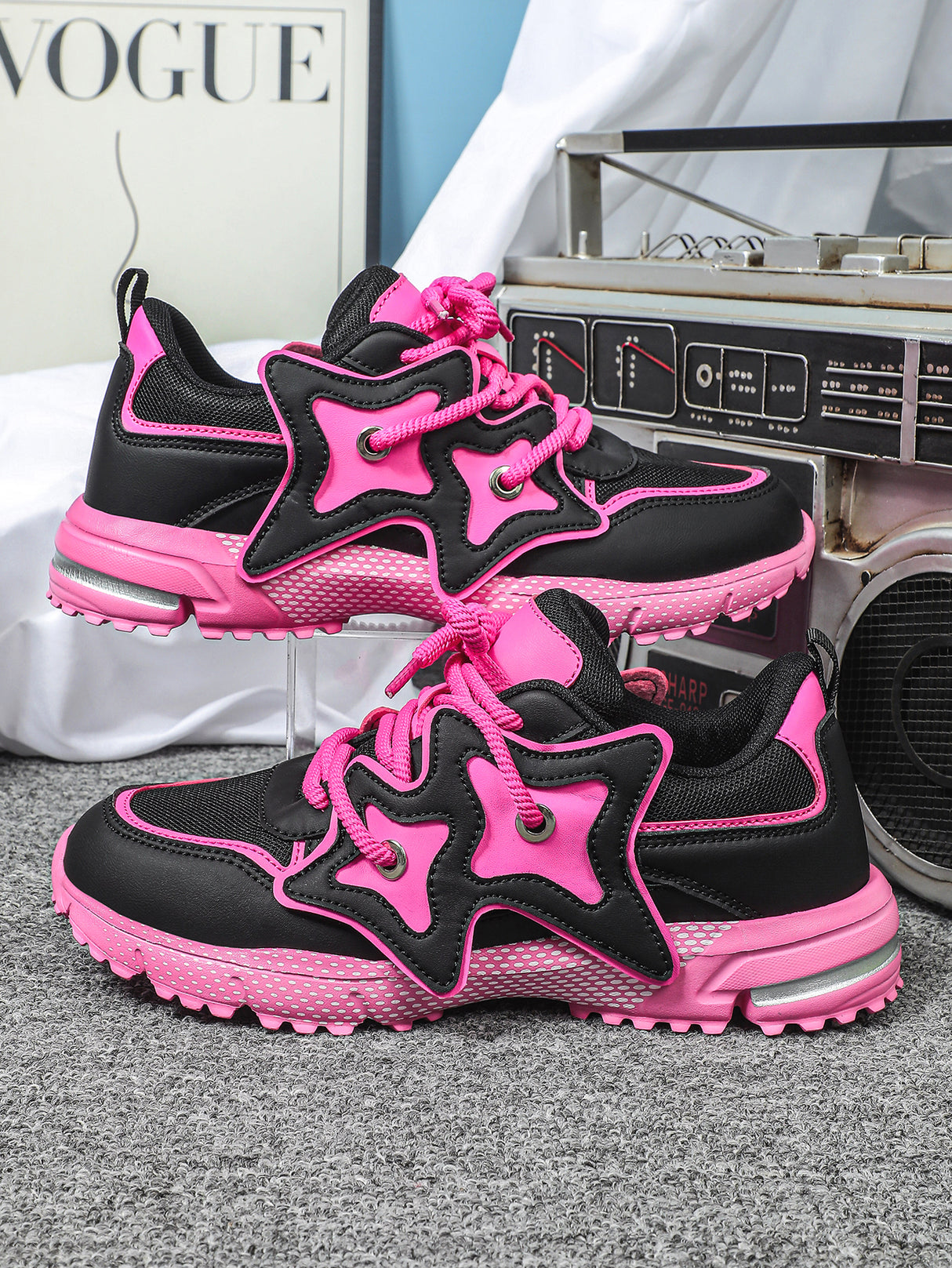 Star-shaped Decorative Women's Casual Sneakers