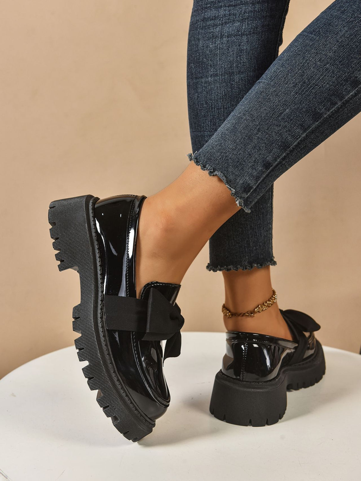 Bow-tie British Style Loafers
