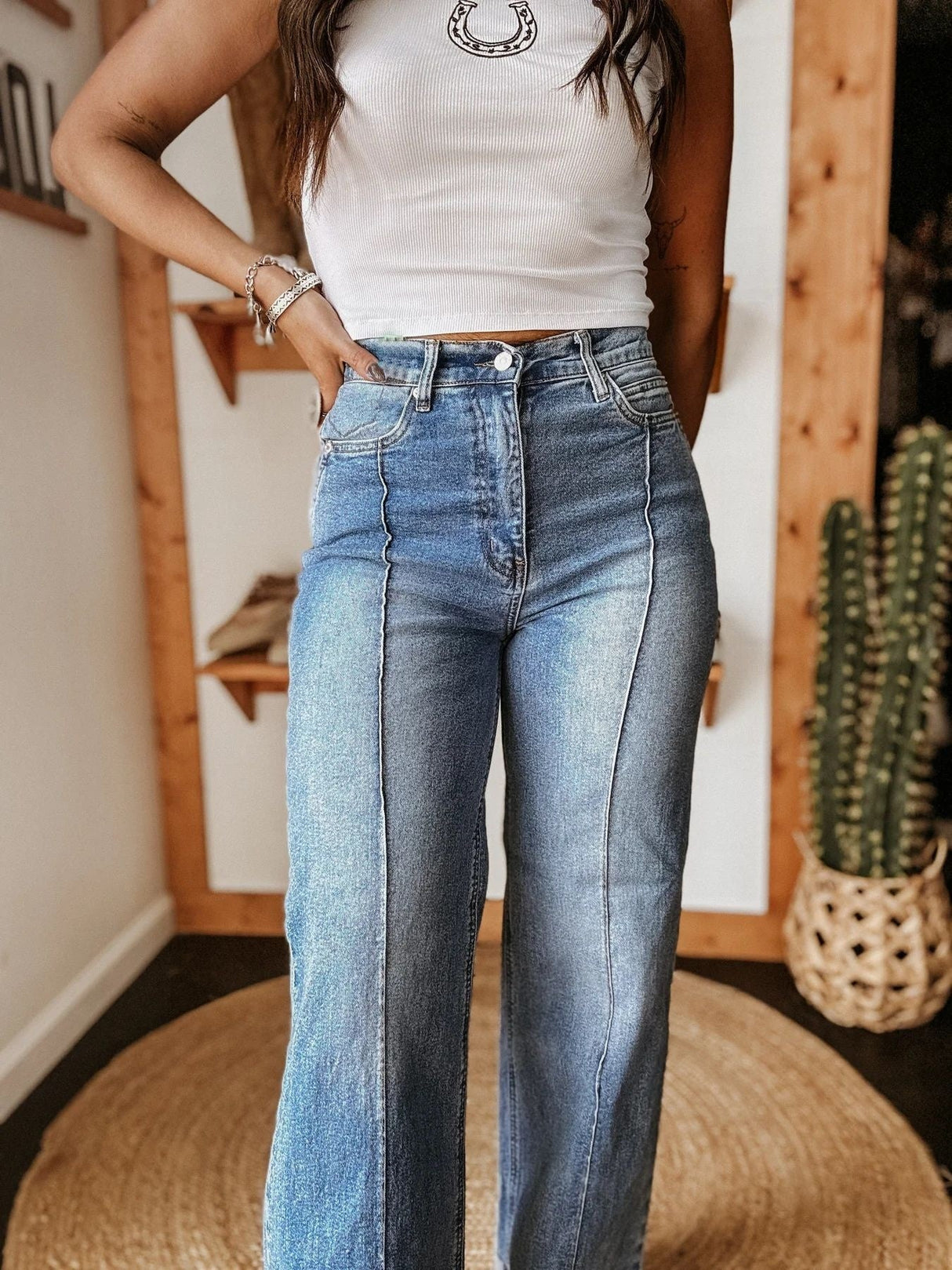 Stretch Mid-rise Straight-leg Distressed Jeans